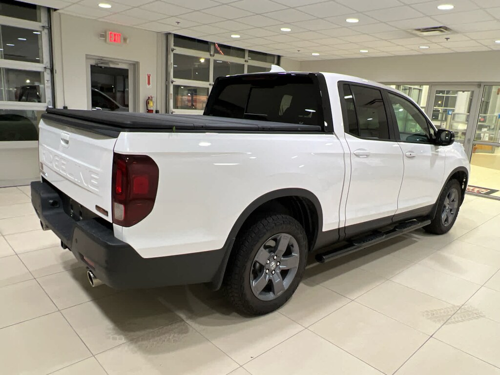 Used 2025 Honda Ridgeline TrailSport AWD Truck Crew Cab