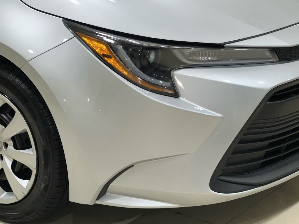 Used 2025 Toyota Corolla LE Sedan