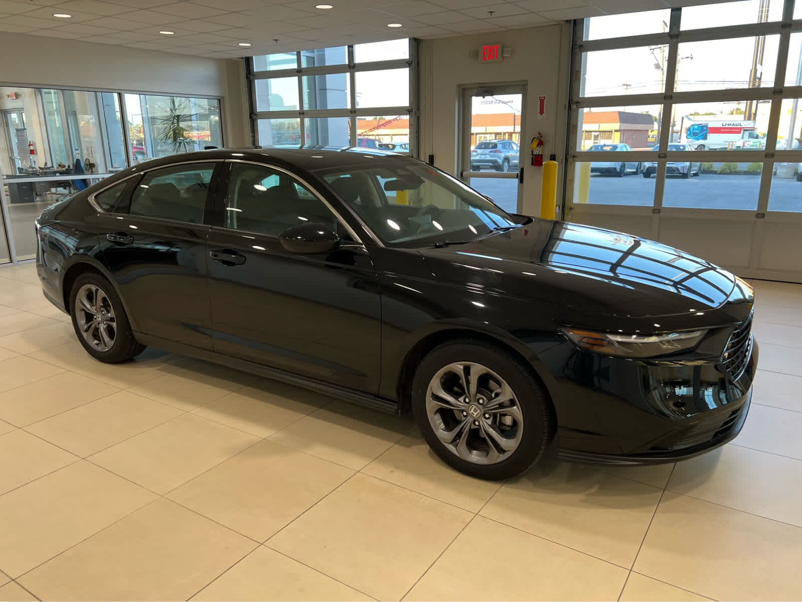 2023 Honda Accord 1.5T EX w/o BSI CVT's photo