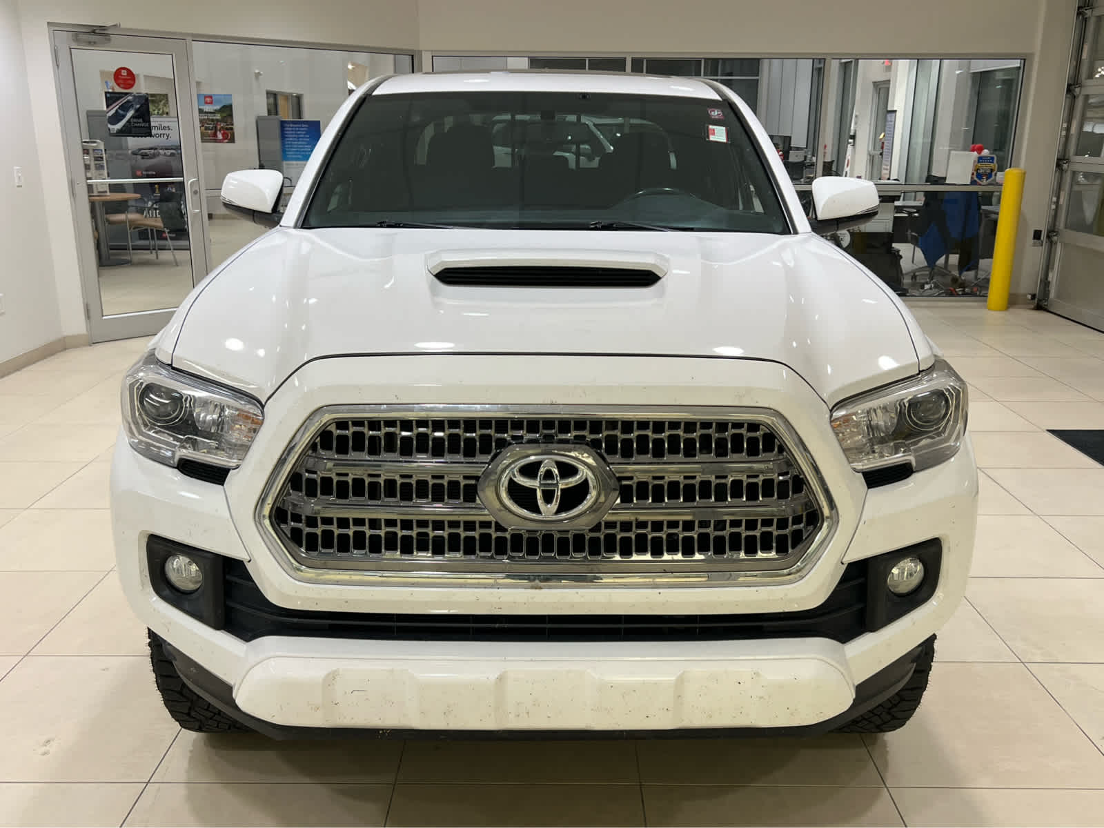 Used 2017 Toyota Tacoma TRD Sport Double Cab 5 Bed V6 4x4 AT (Natl) Truck Double Cab