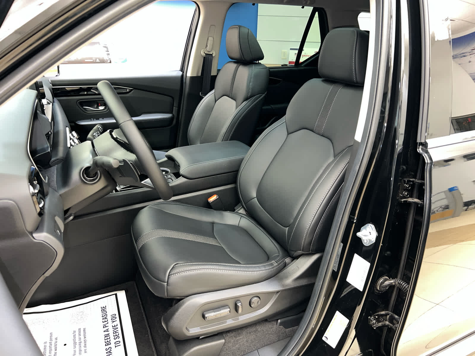2025 Honda Pilot Touring - Photo 15