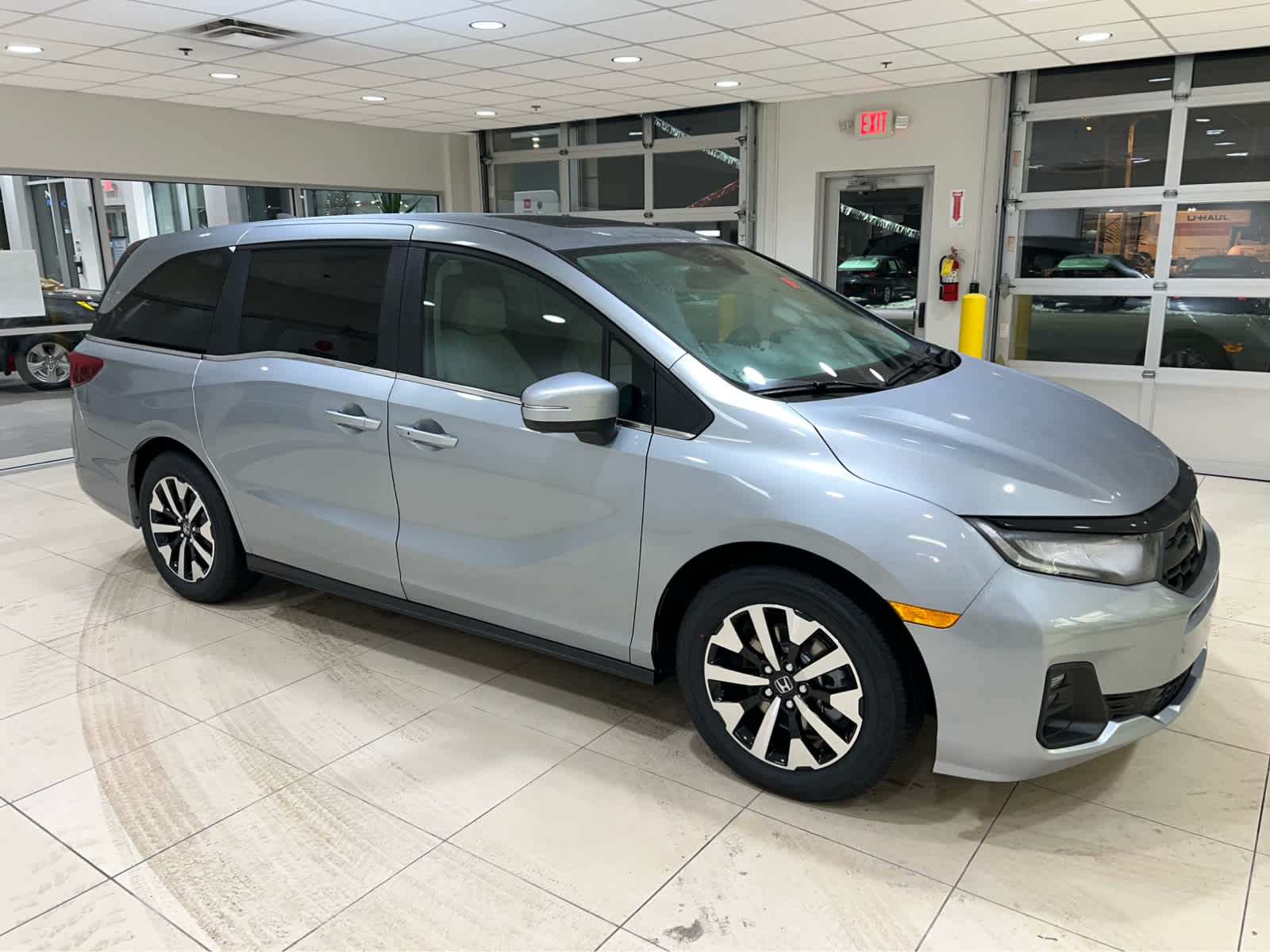 2026 Honda Odyssey EX-L's photo