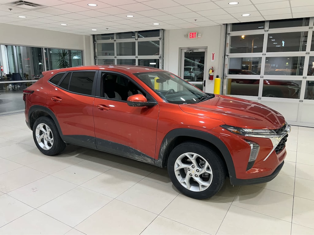 Used 2024 Chevrolet Trax LS SUV
