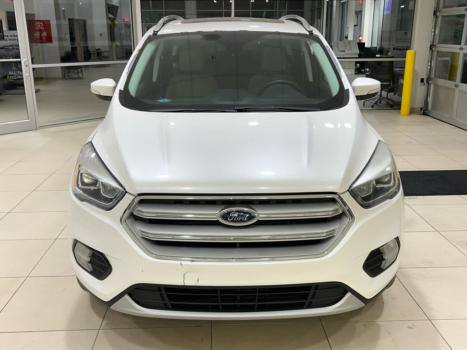 2017 Ford Escape Titanium photo 3