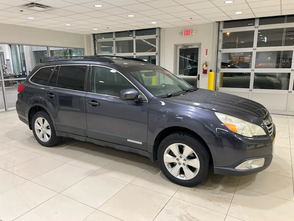 Used 2011 Subaru Outback 3.6R Limited Pwr Moon SUV
