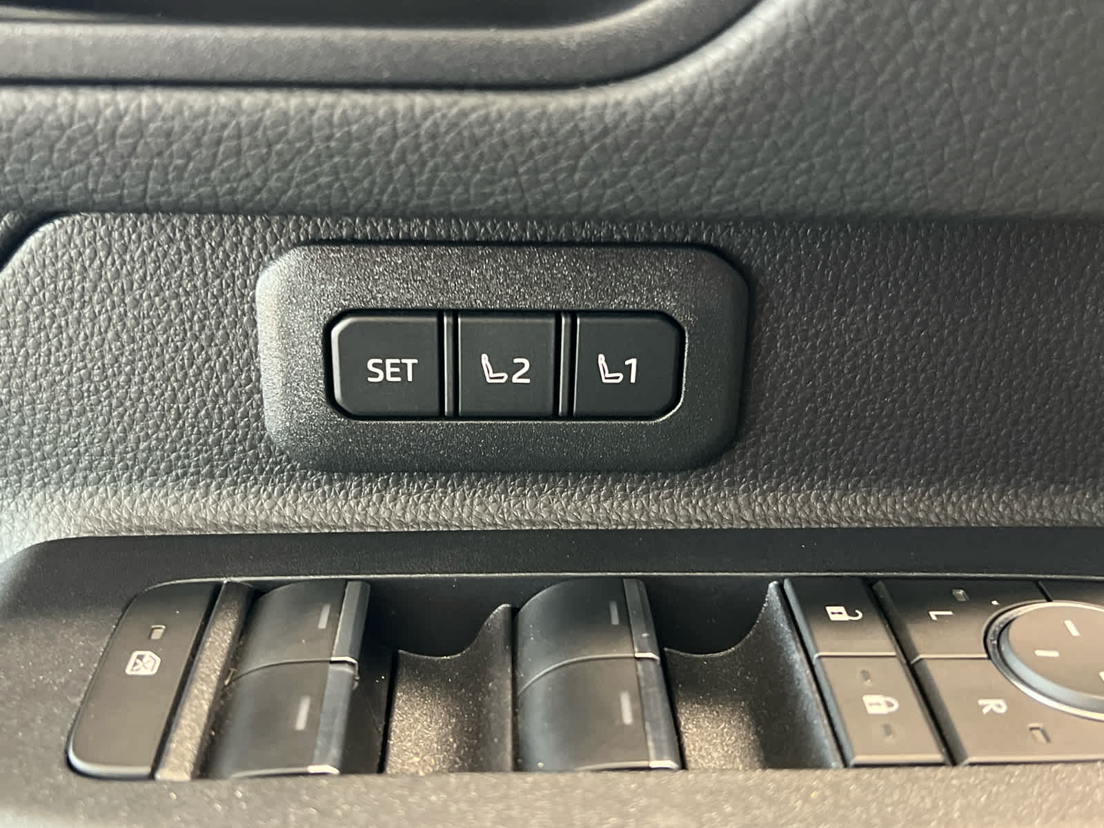 2026 Toyota Land Cruiser Base - Photo 15