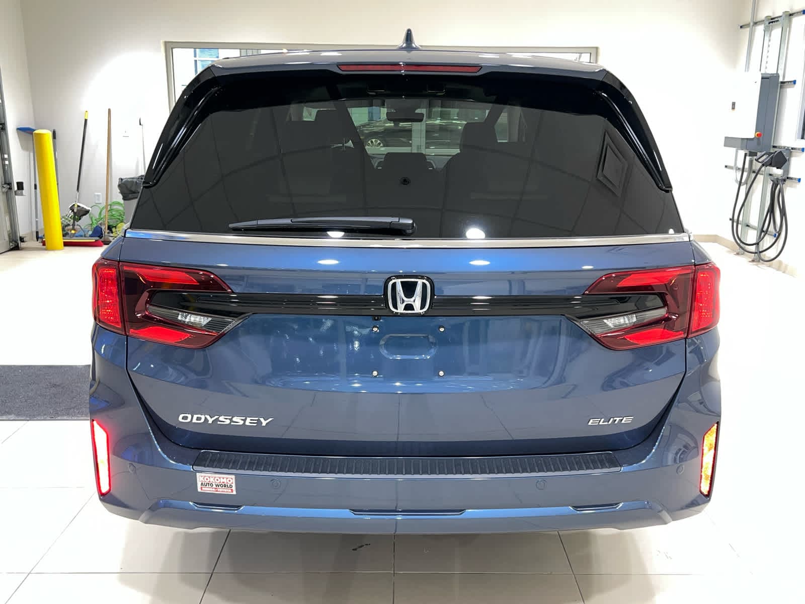 2026 Honda Odyssey Elite - Photo 9