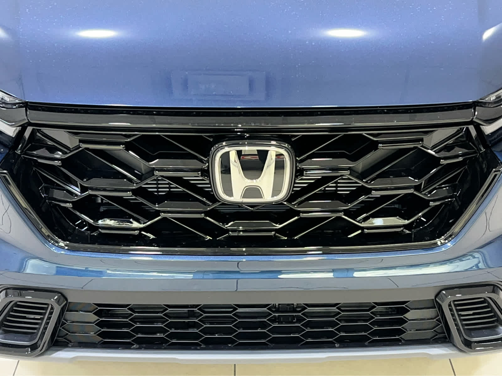 2026 Honda CR-V Hybrid Sport photo 3