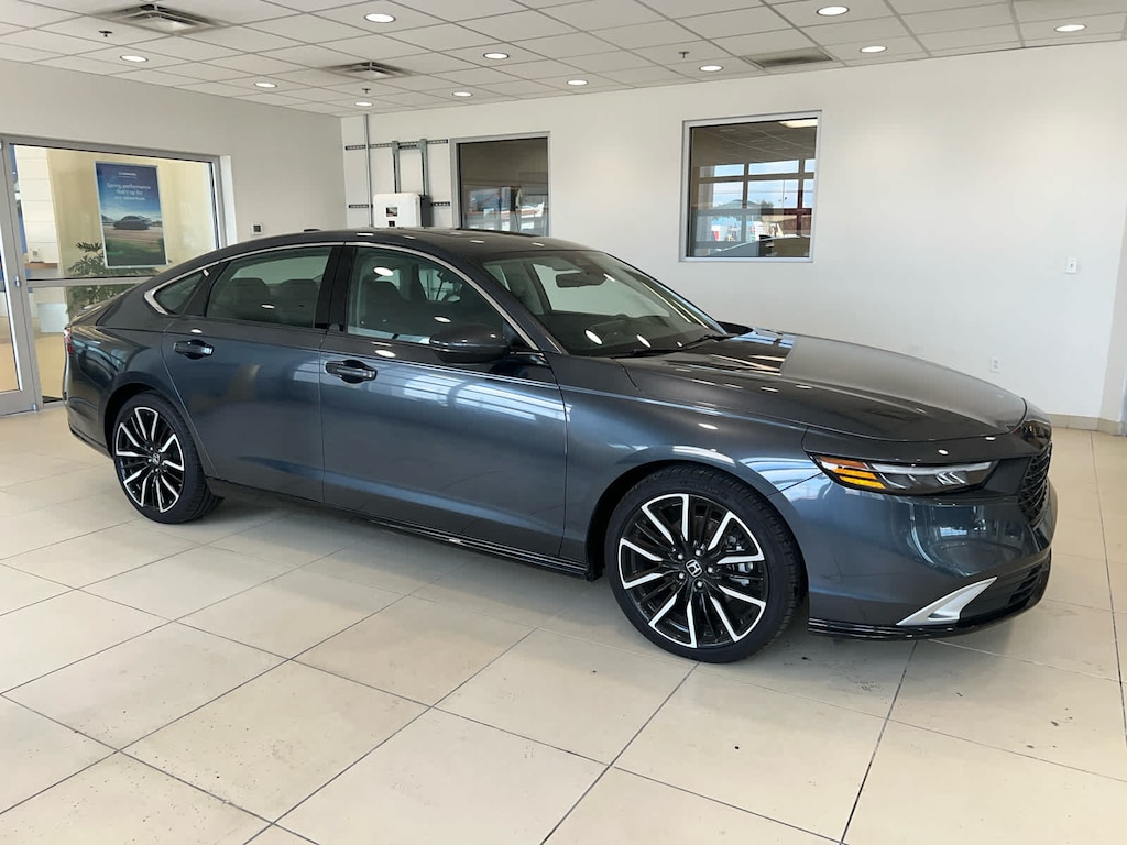 Used 2025 Honda Accord Hybrid Touring Sedan