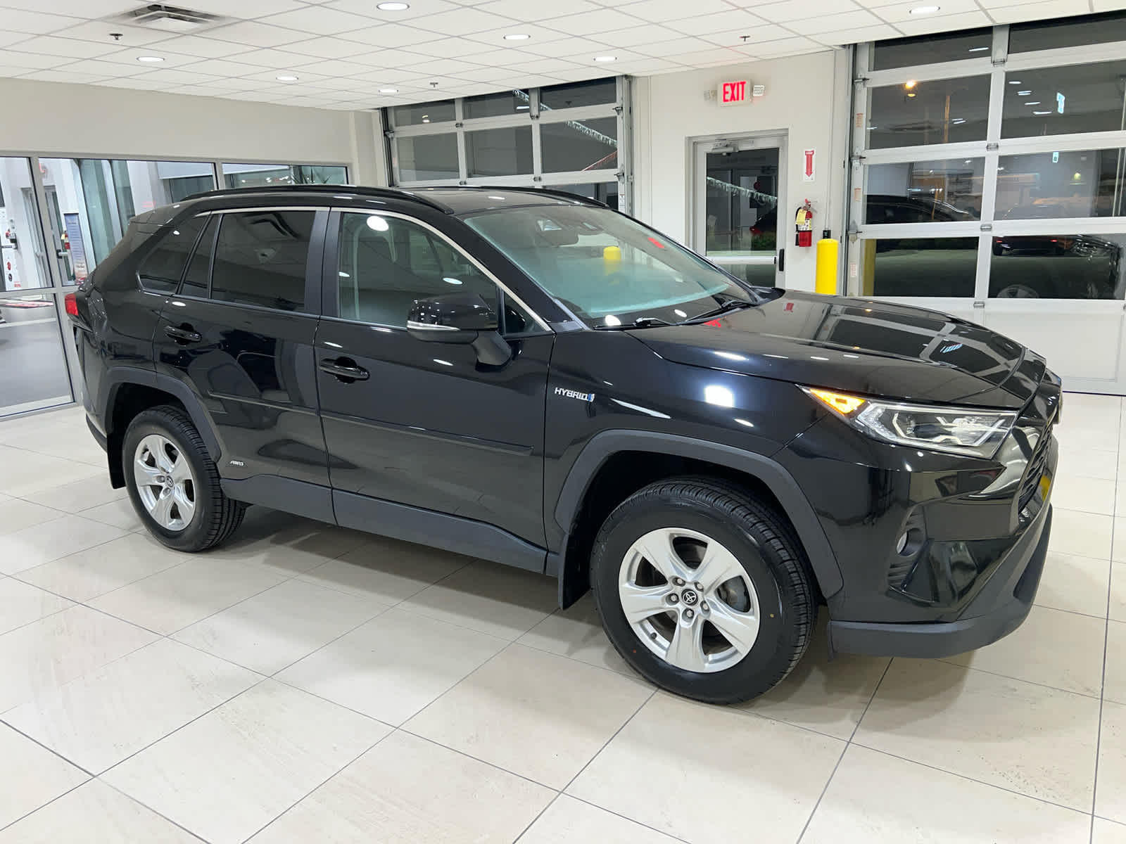  Toyota RAV4 Hybrid