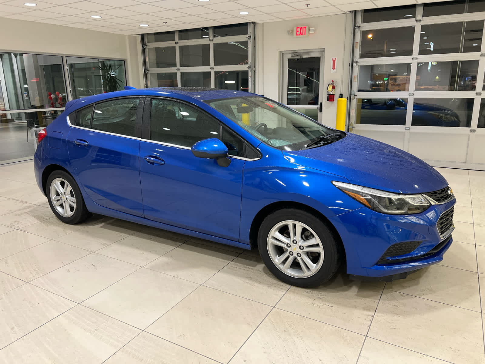 Used 2017 Chevrolet Cruze LT Hatchback