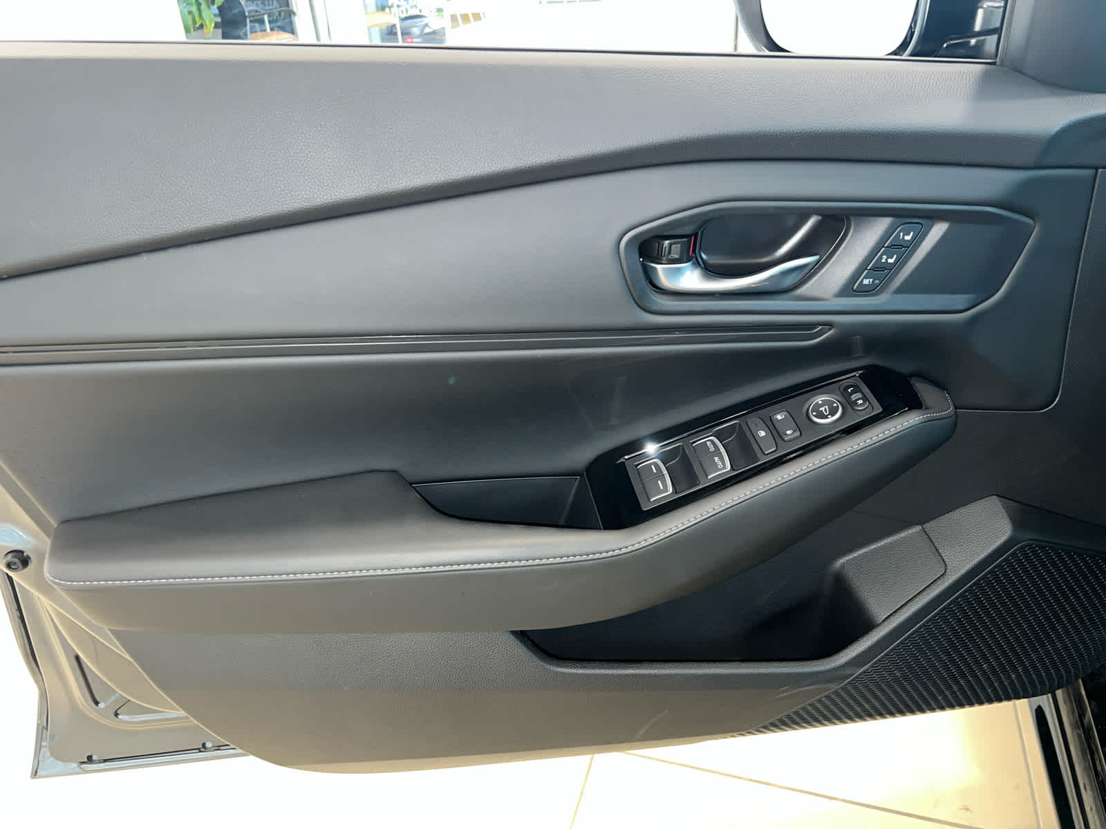 2025 Honda Accord Hybrid Touring - Photo 15