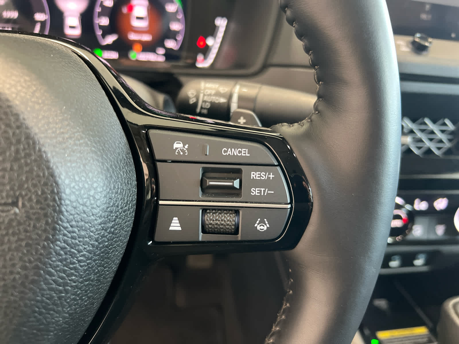 2025 Honda Accord Hybrid Touring - Photo 24