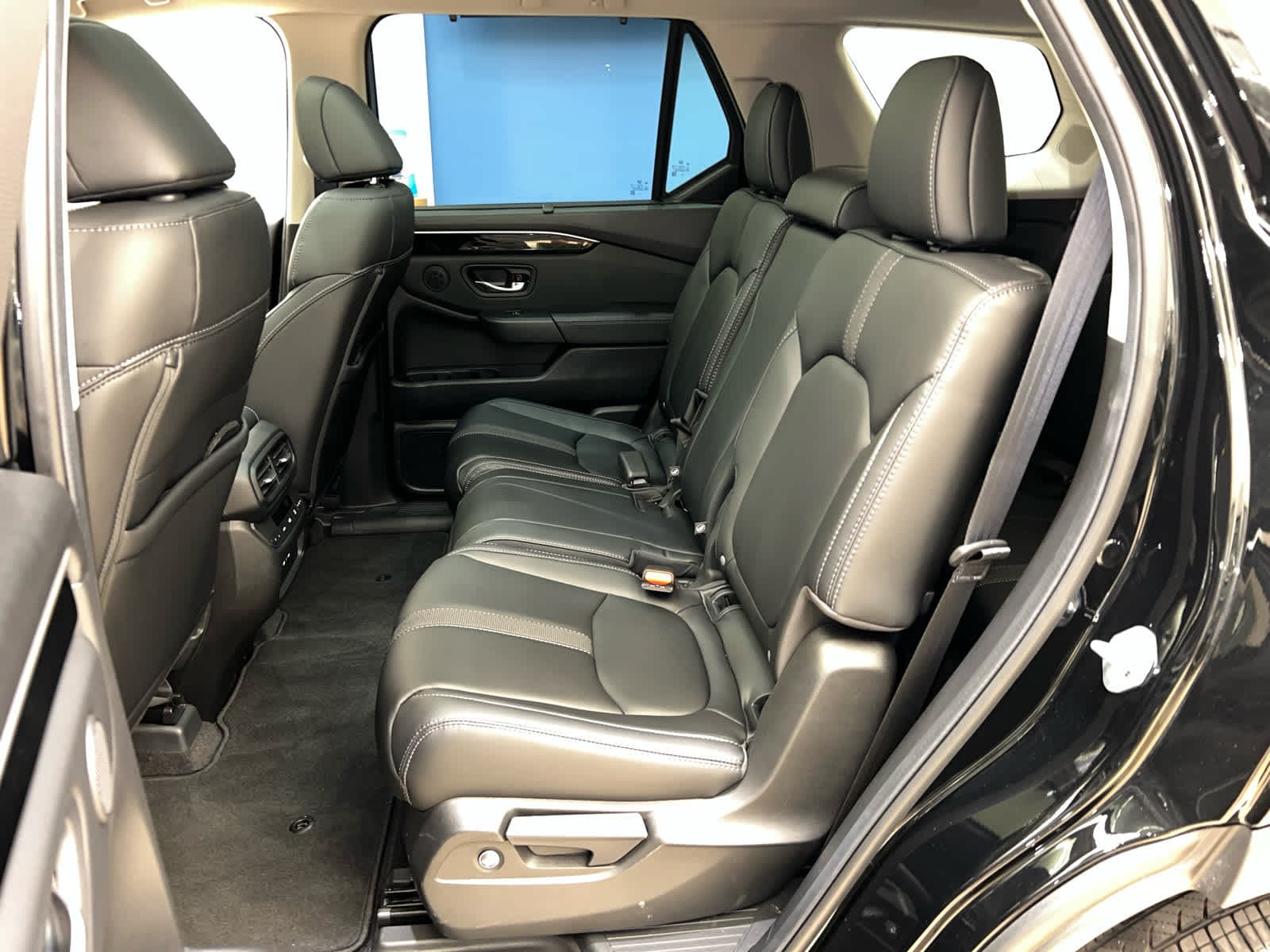 2025 Honda Pilot Touring - Photo 12