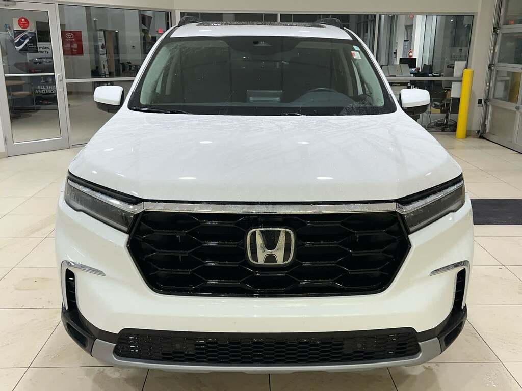 Certified 2024 Honda Pilot Touring SUV