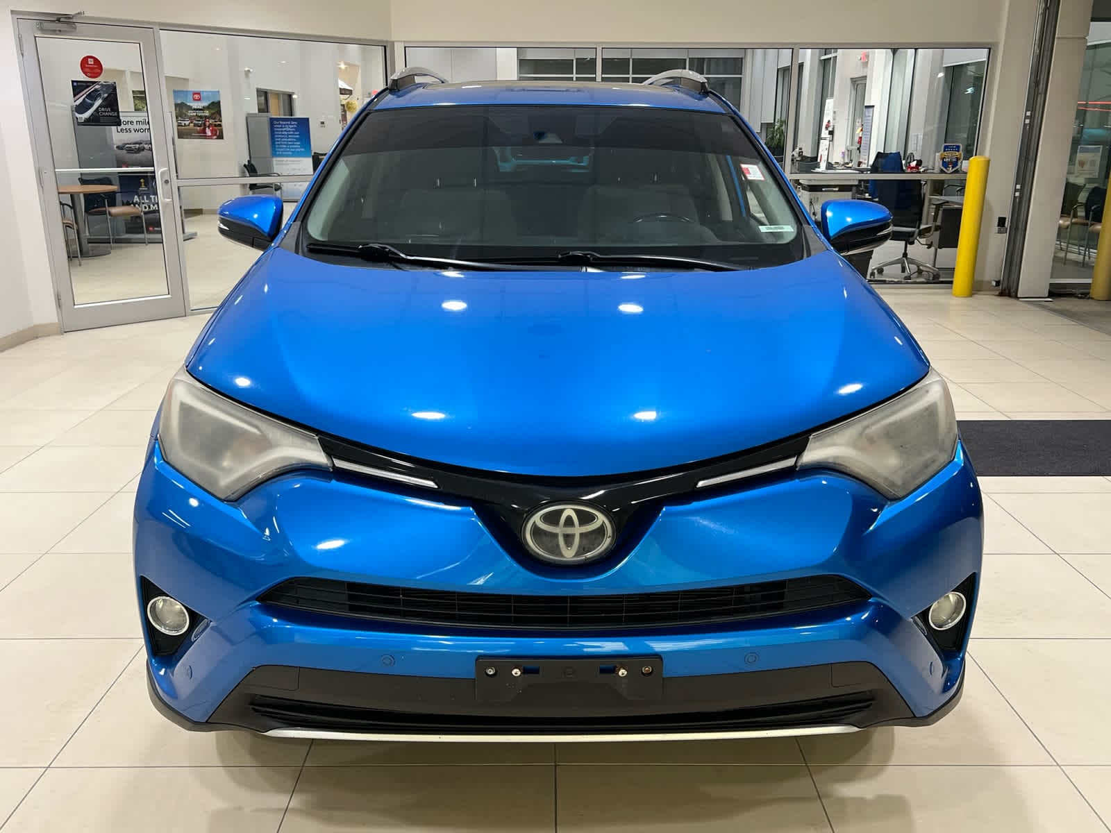 Used 2016 Toyota RAV4 XLE with VIN 2T3RFREV9GW439153 for sale in Kokomo, IN