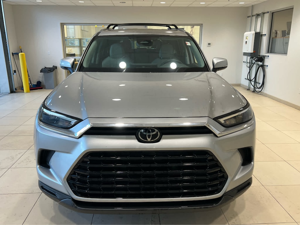 Used 2024 Toyota Grand Highlander XLE SUV