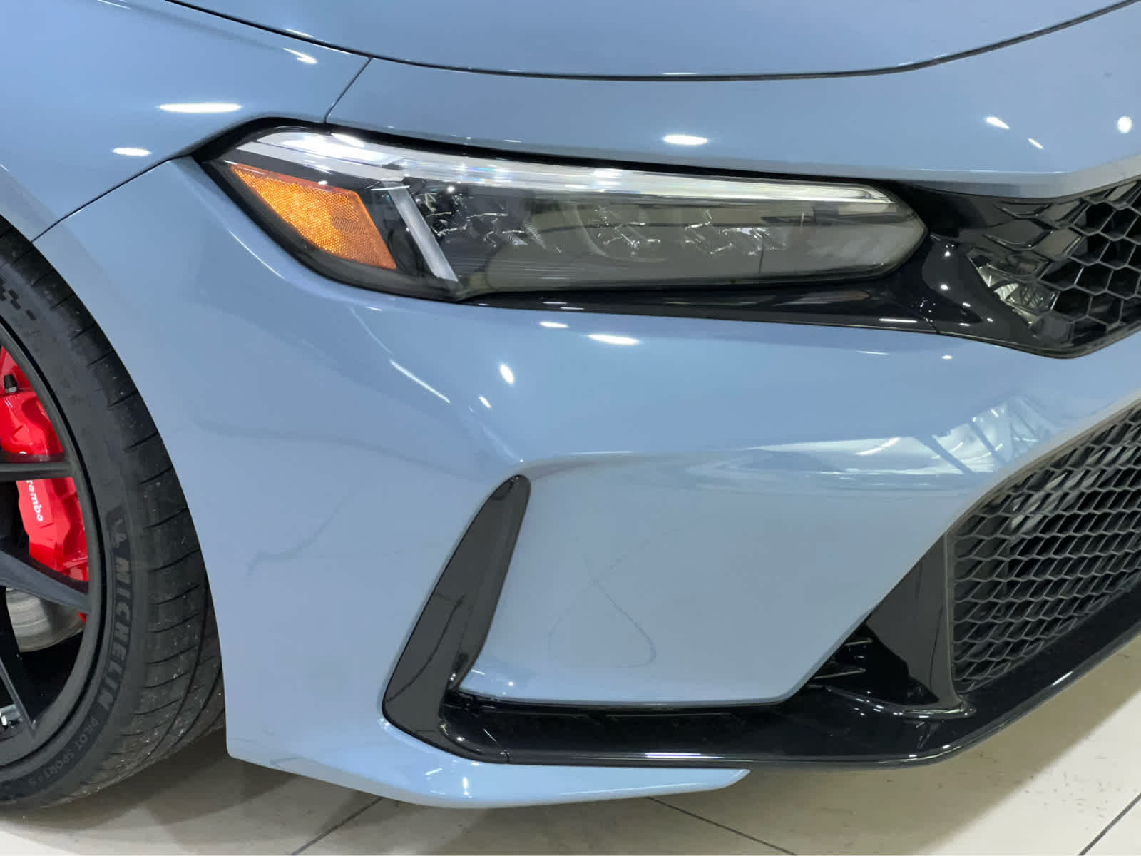 2025 Honda Civic Type R photo 2