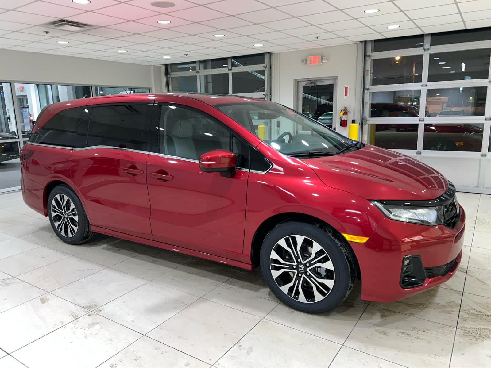 2026 Honda Odyssey Elite's photo