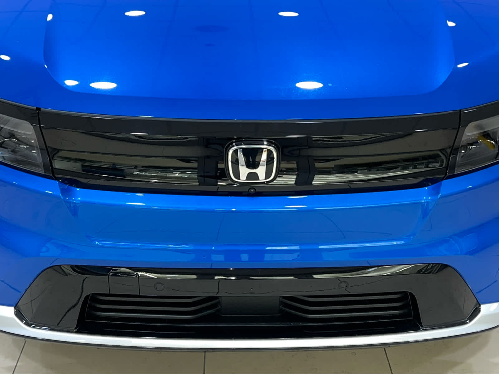 2026 Honda Prologue Elite photo 4