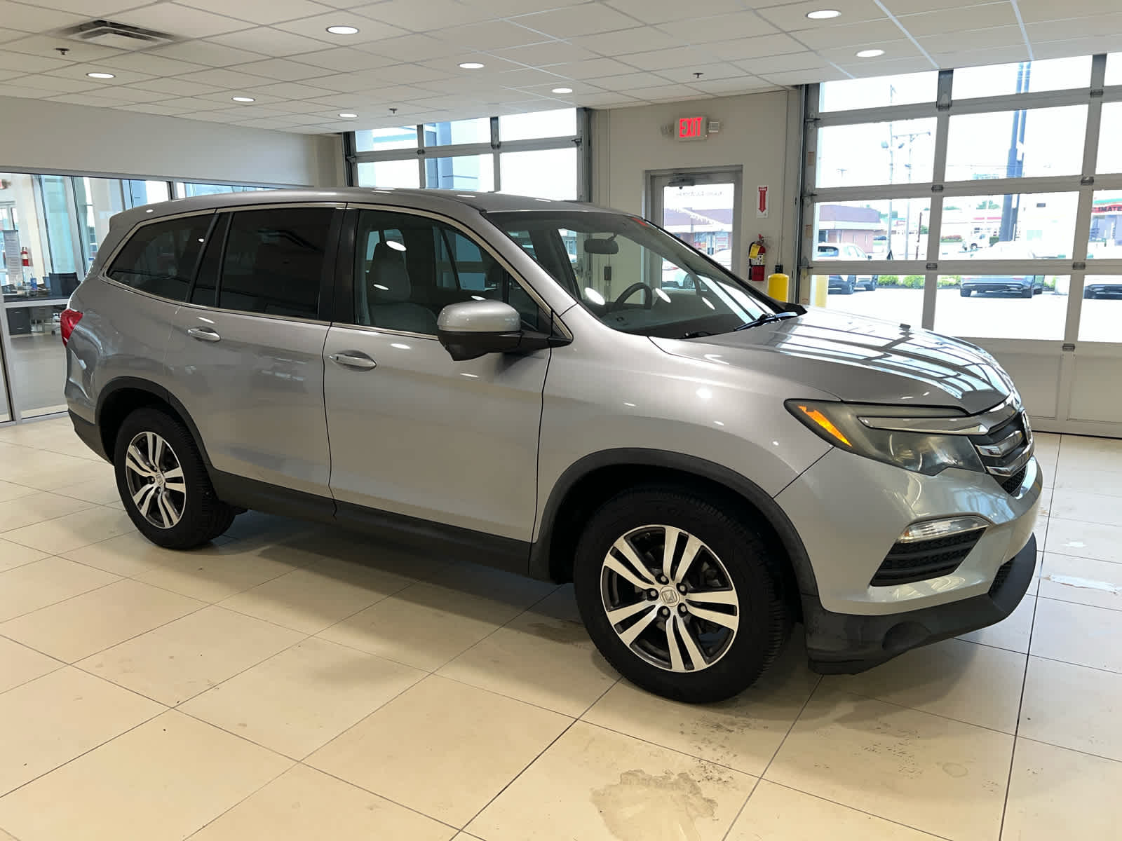 2016 Honda Pilot 2WD EX's photo