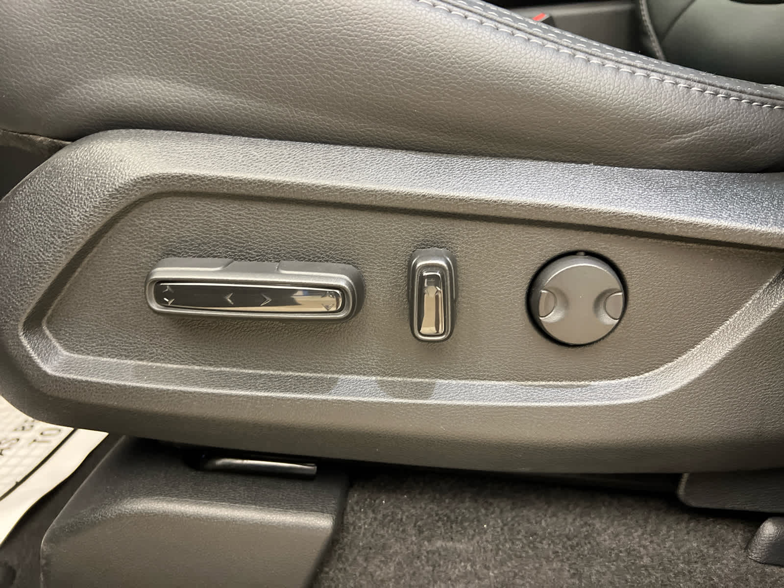 2025 Honda Pilot Touring - Photo 16