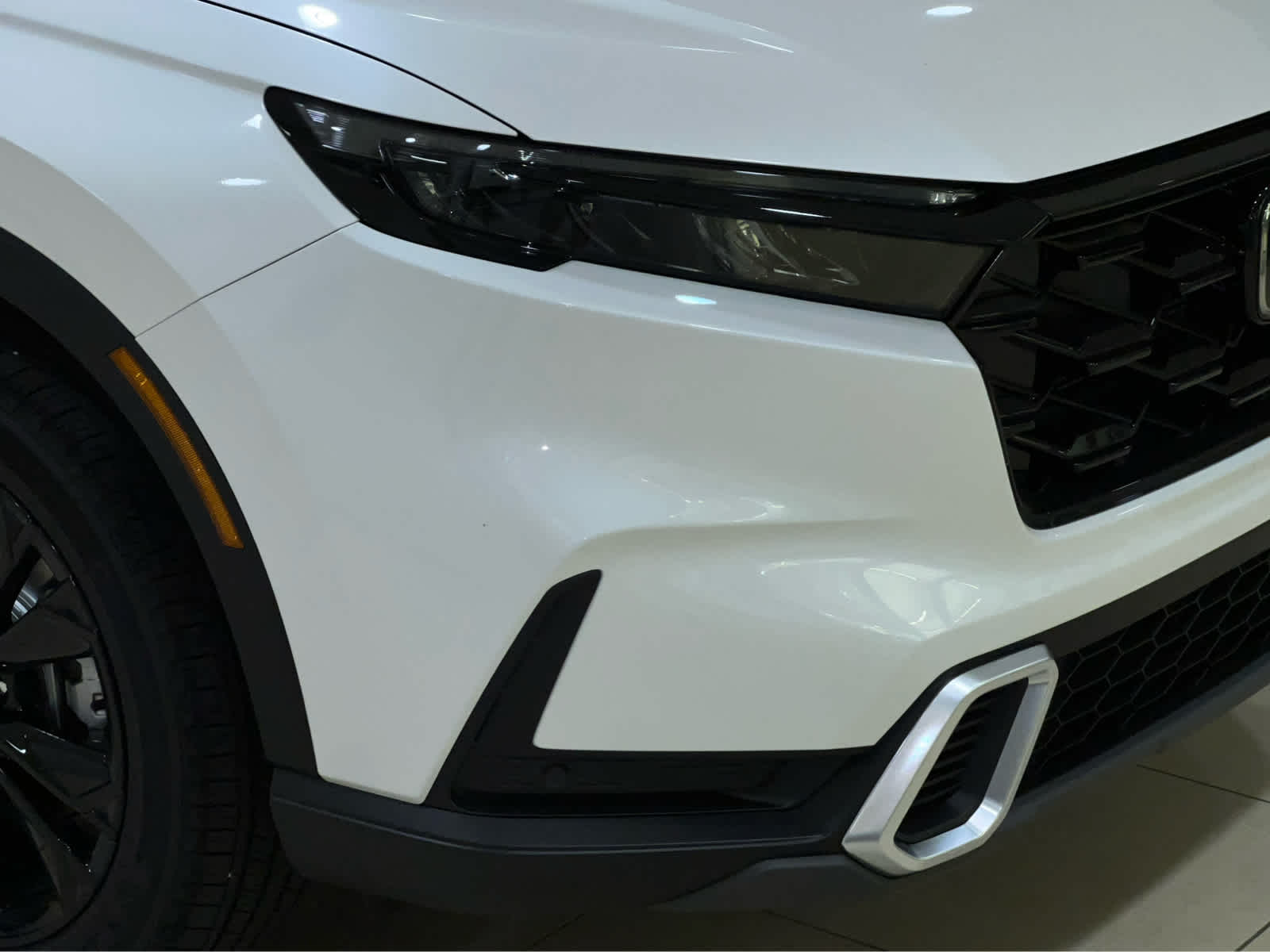 2026 Honda CR-V Hybrid Sport Touring photo 2