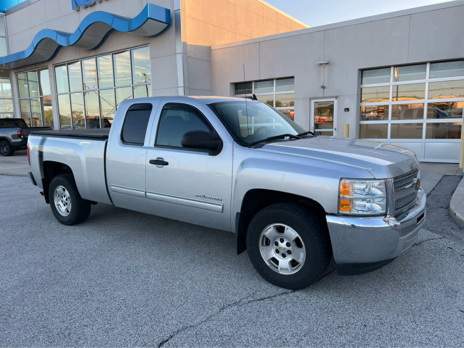 2013 Chevrolet Silverado 1500 LT Extended Cab MWB's photo