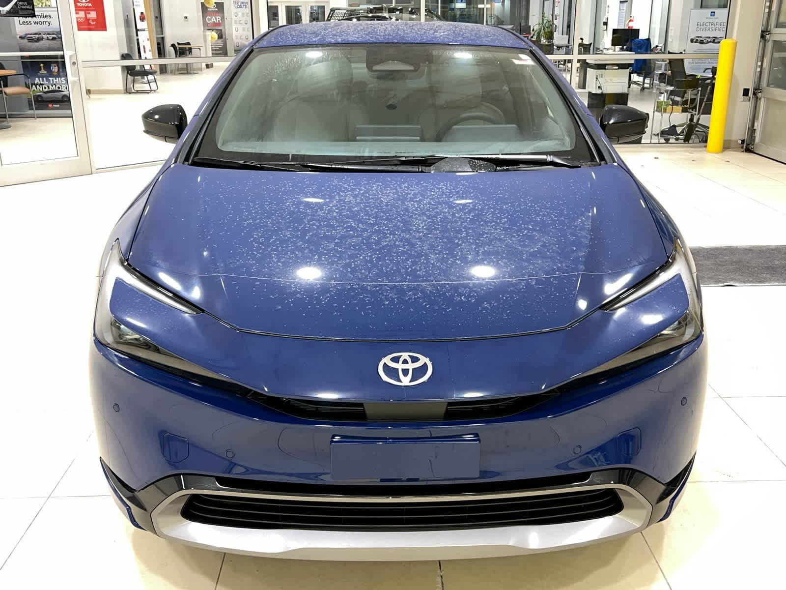 2026 Toyota Prius XLE - Photo 3