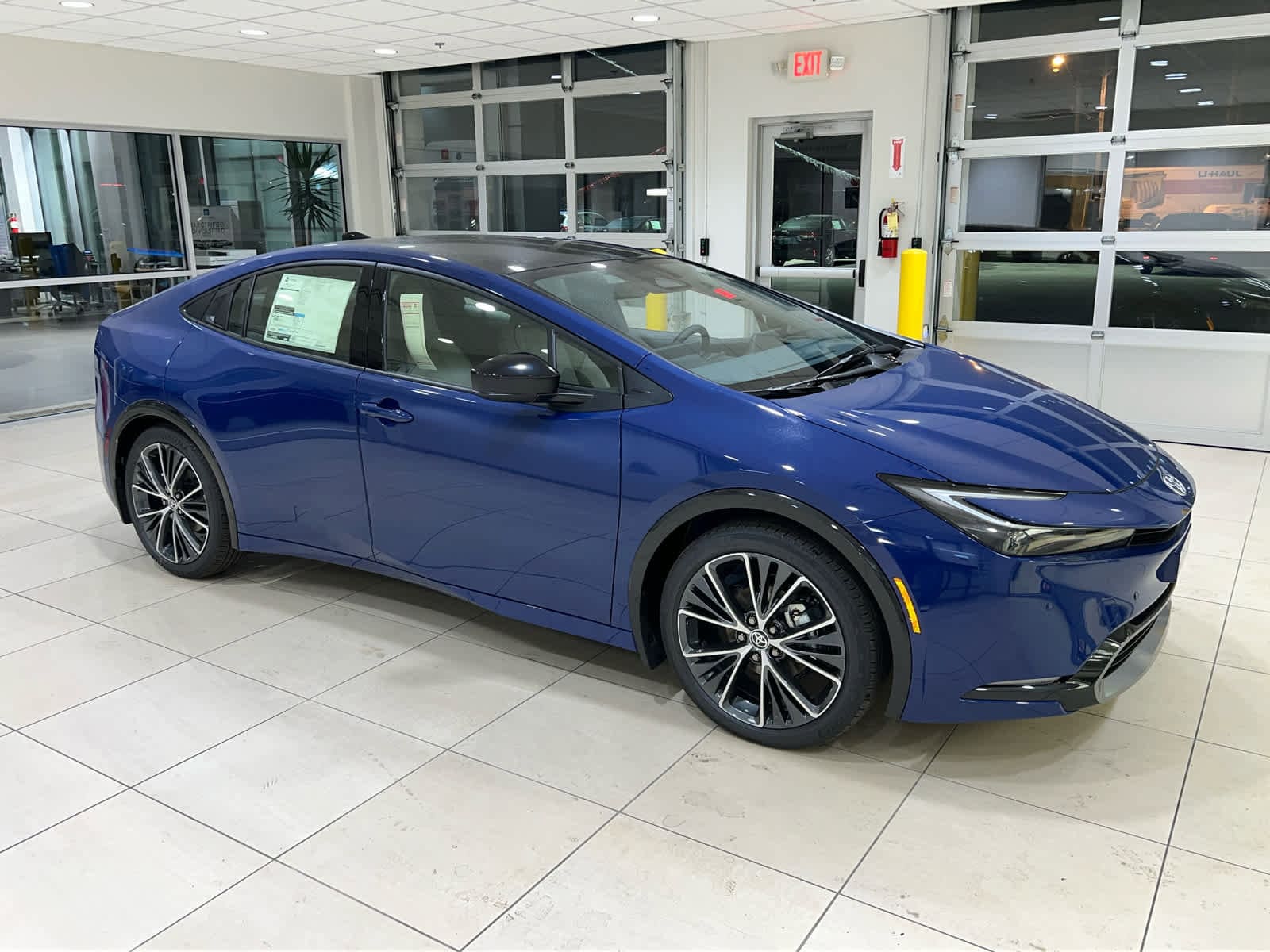 2026 Toyota Prius XLE's photo