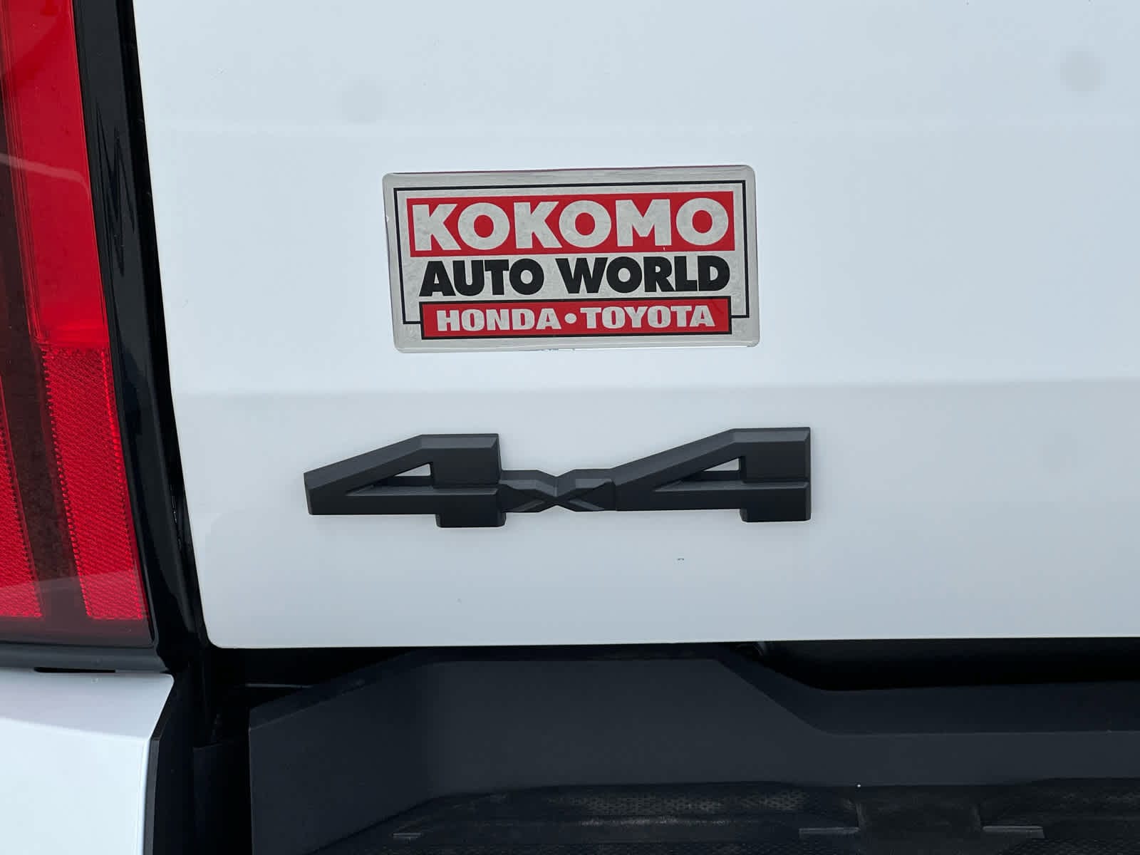 2026 Toyota Tundra SR5 - Photo 10