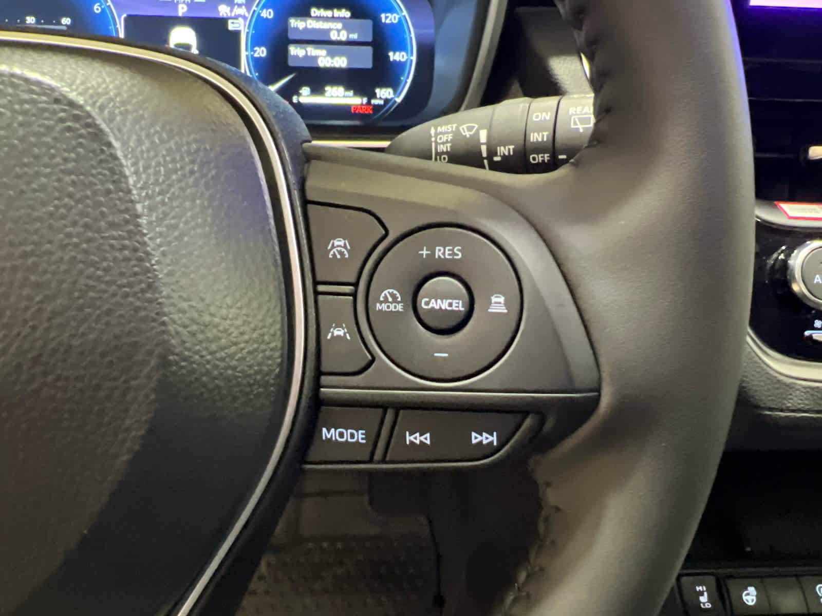 2026 Toyota Corolla Cross XLE - Photo 19