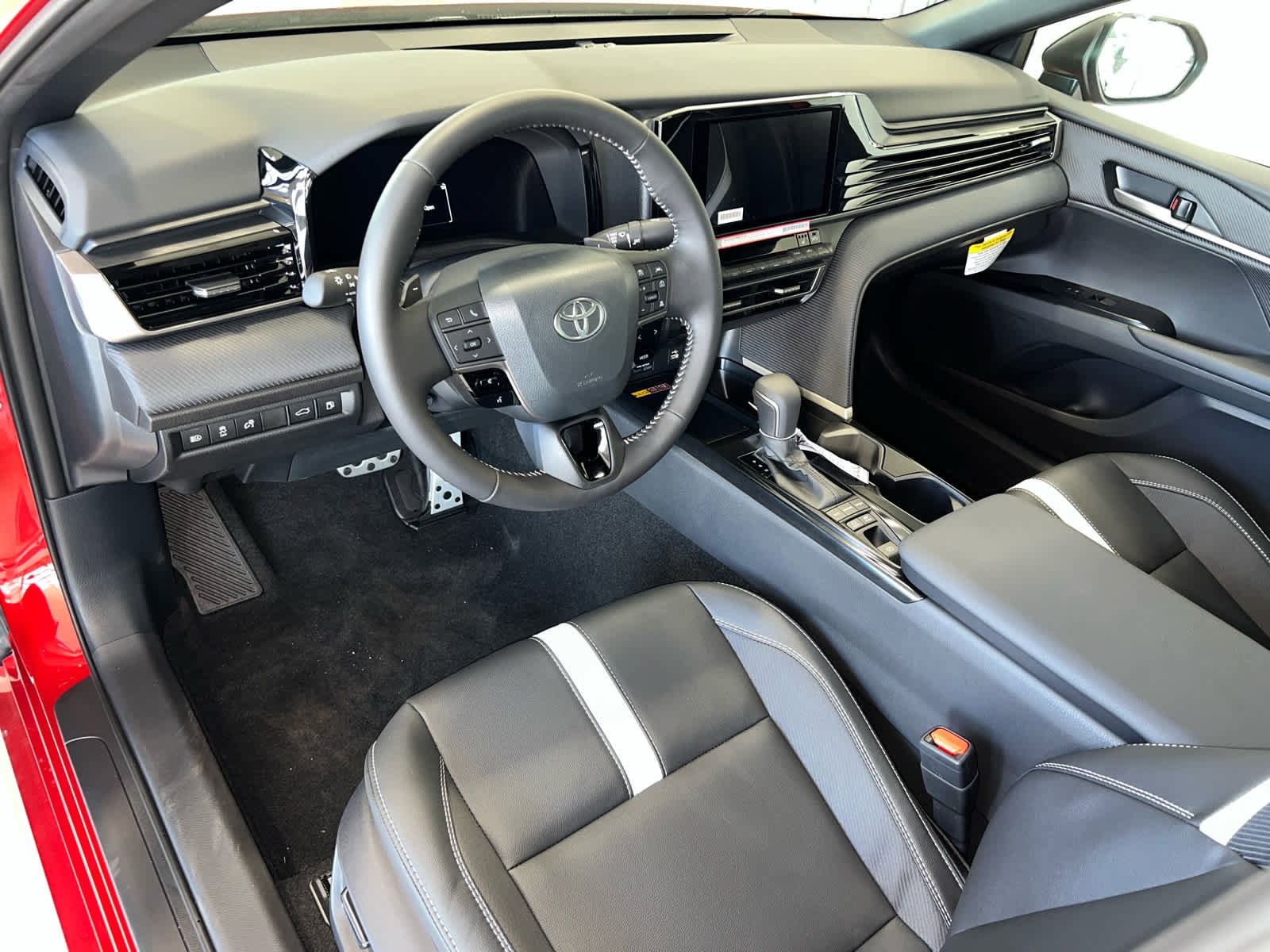 2026 Toyota Camry Nightshade - Photo 13