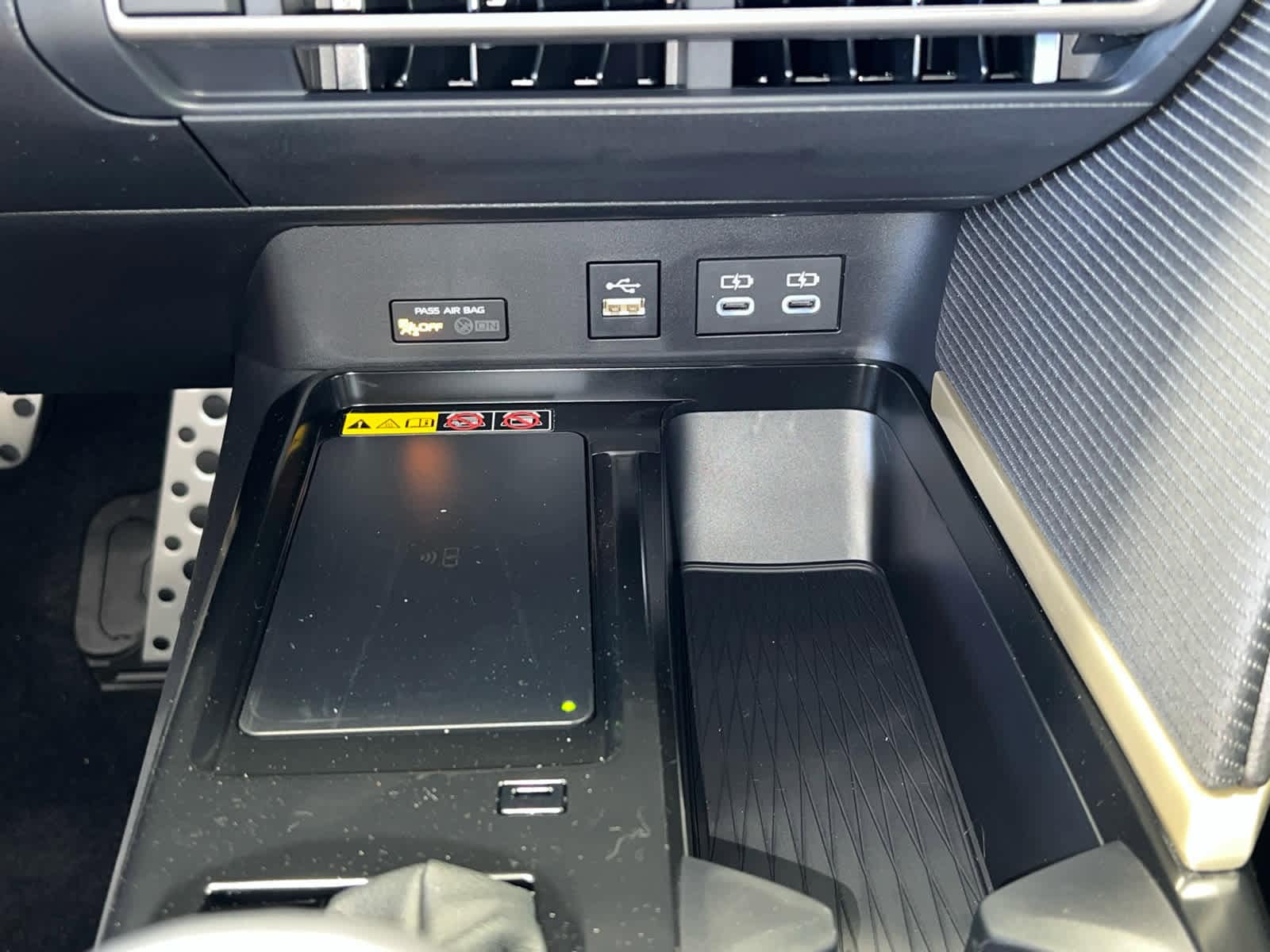 2026 Toyota Camry Nightshade - Photo 22
