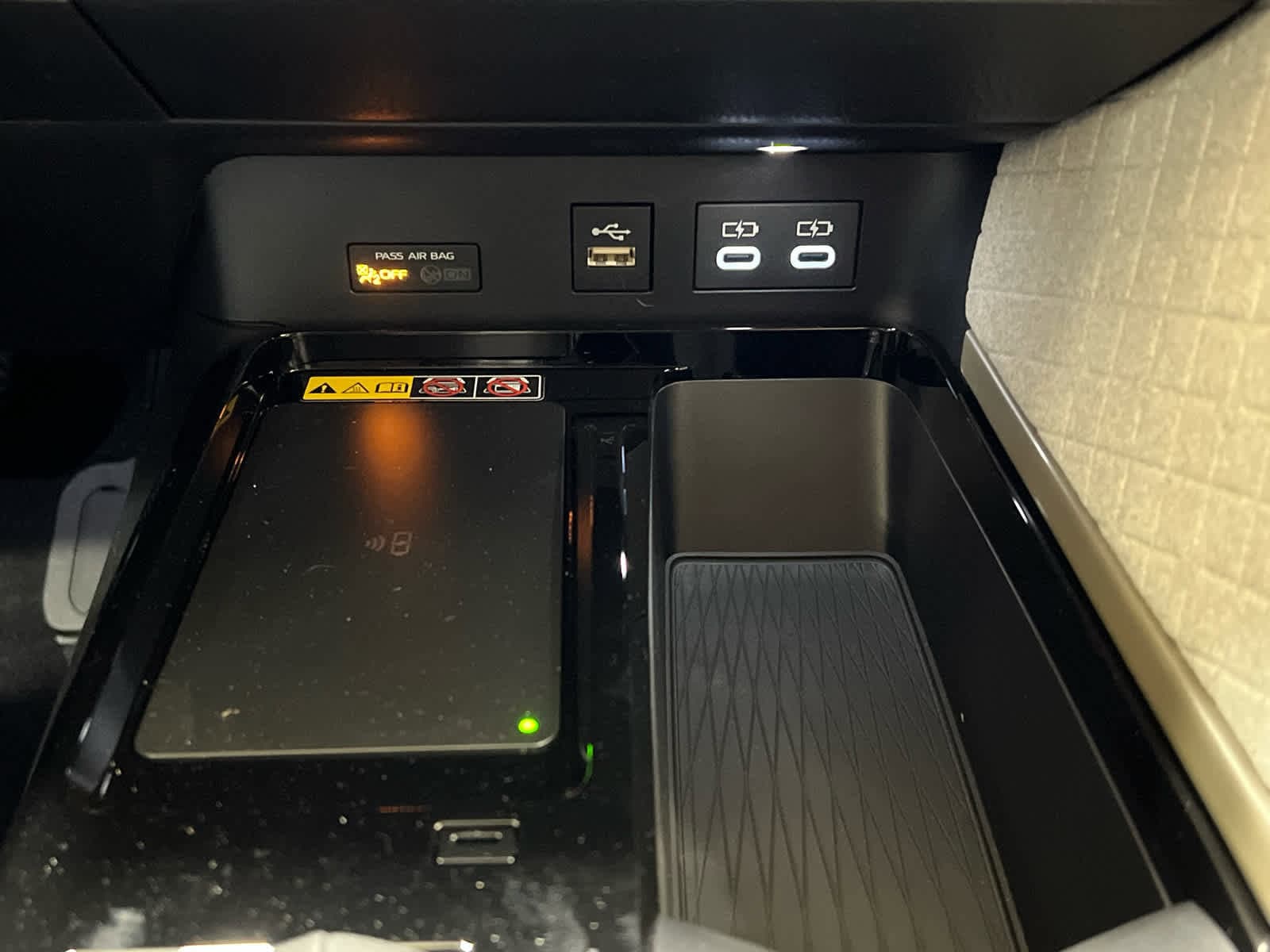 2026 Toyota Camry XLE - Photo 22