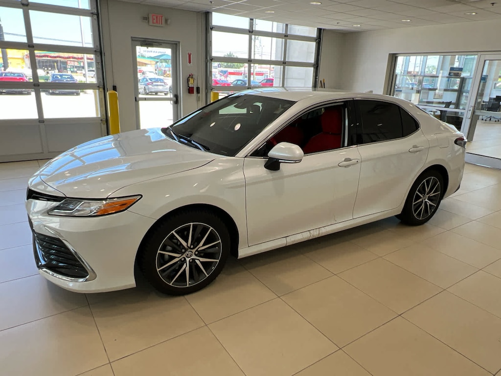 Used 2023 Toyota Camry Hybrid XLE Sedan