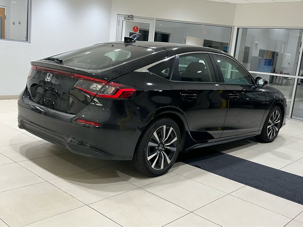 Used 2024 Honda Civic EX-L Hatchback