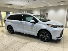 New 2026 Toyota Sienna Platinum 7 PASSENGER 5TDESKFC2TS281023 for sale in Kokomo IN