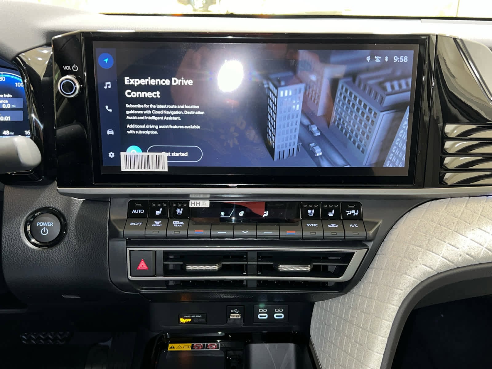 2026 Toyota Camry XLE - Photo 23