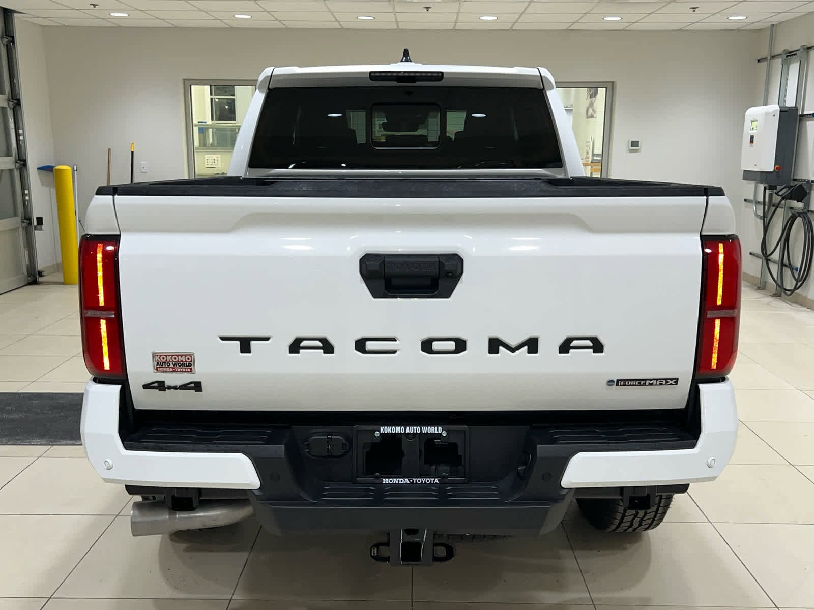 2026 Toyota Tacoma TRD Off Road - Photo 10