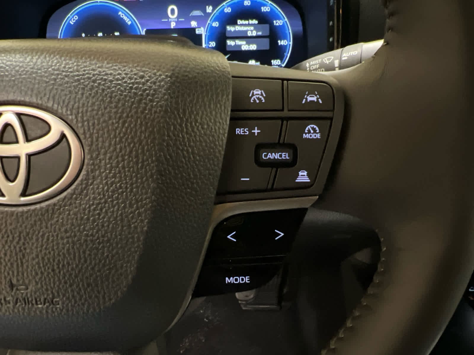 2026 Toyota Camry XLE - Photo 18