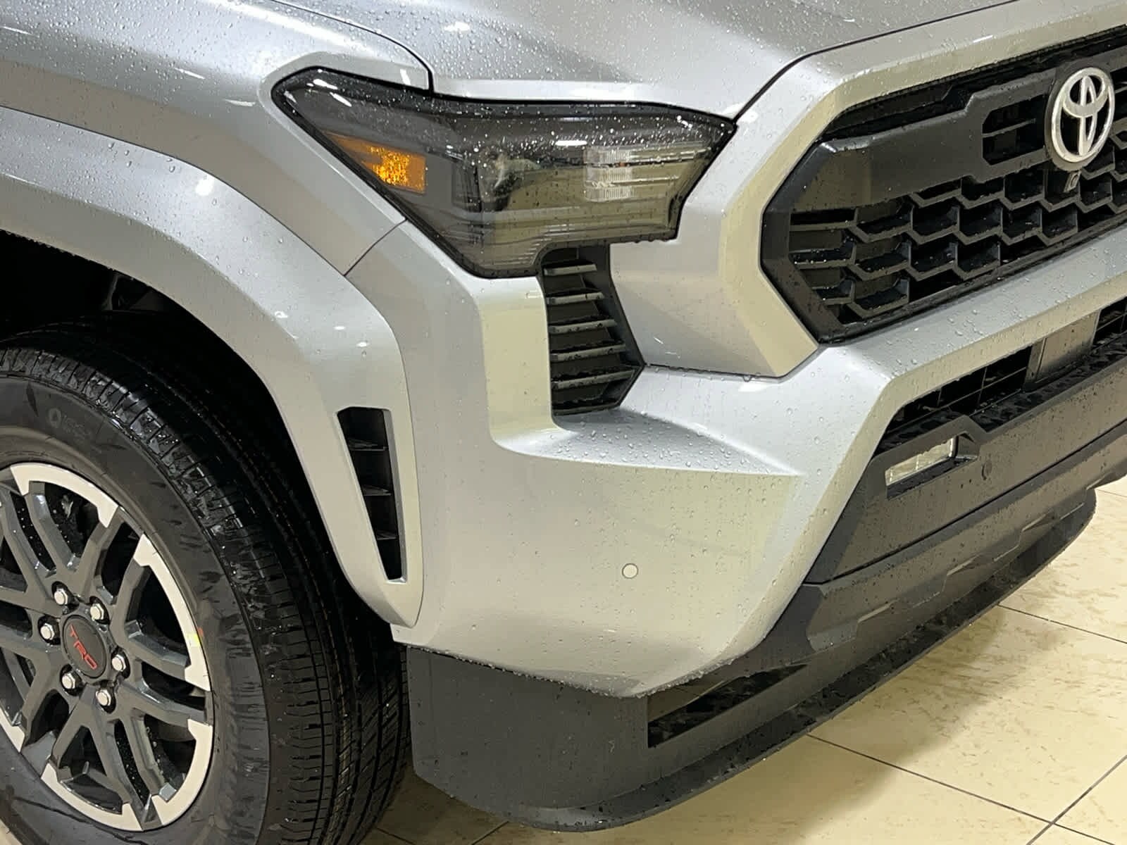 2025 Toyota Tacoma TRD Sport photo 2
