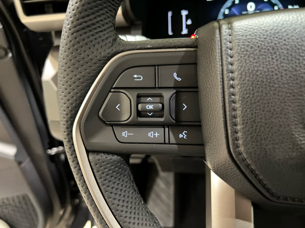 New 2025 Toyota Tacoma SR5 4X4 DOUBLE CAB