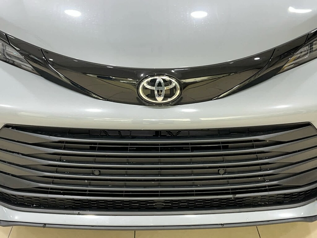 New 2026 Toyota Sienna Woodland Edition WOODLAND EDITION