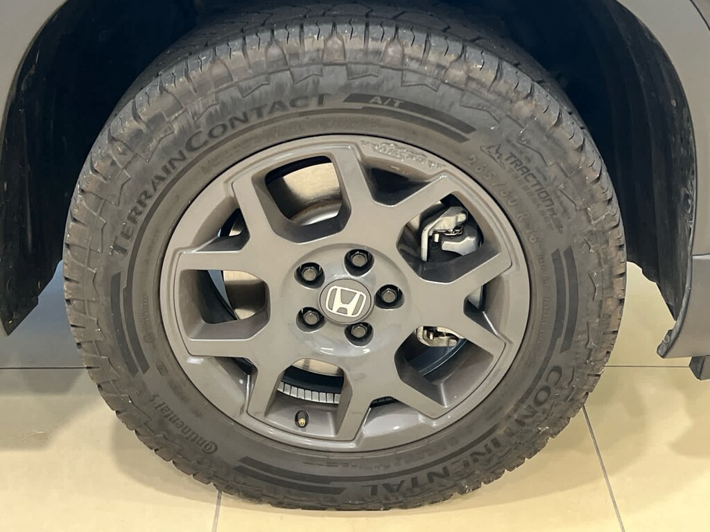 Used 2025 Honda Pilot TrailSport SUV