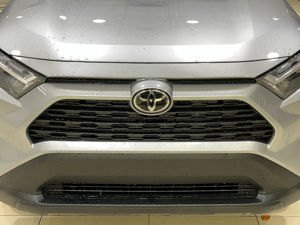 New 2025 Toyota RAV4 XLE XLE AWD SUV