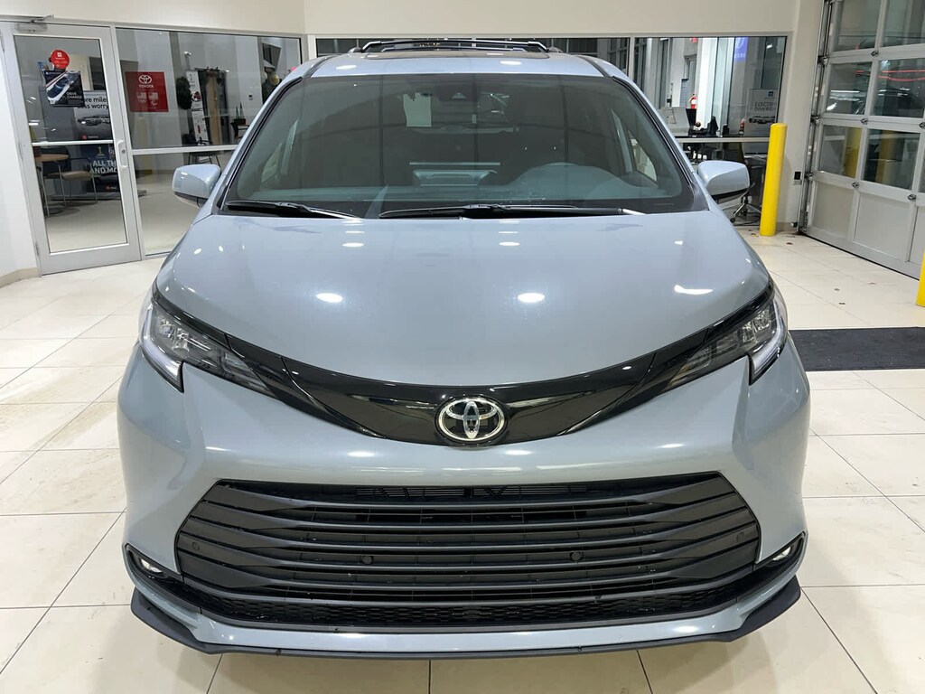 New 2026 Toyota Sienna Woodland Edition WOODLAND EDITION