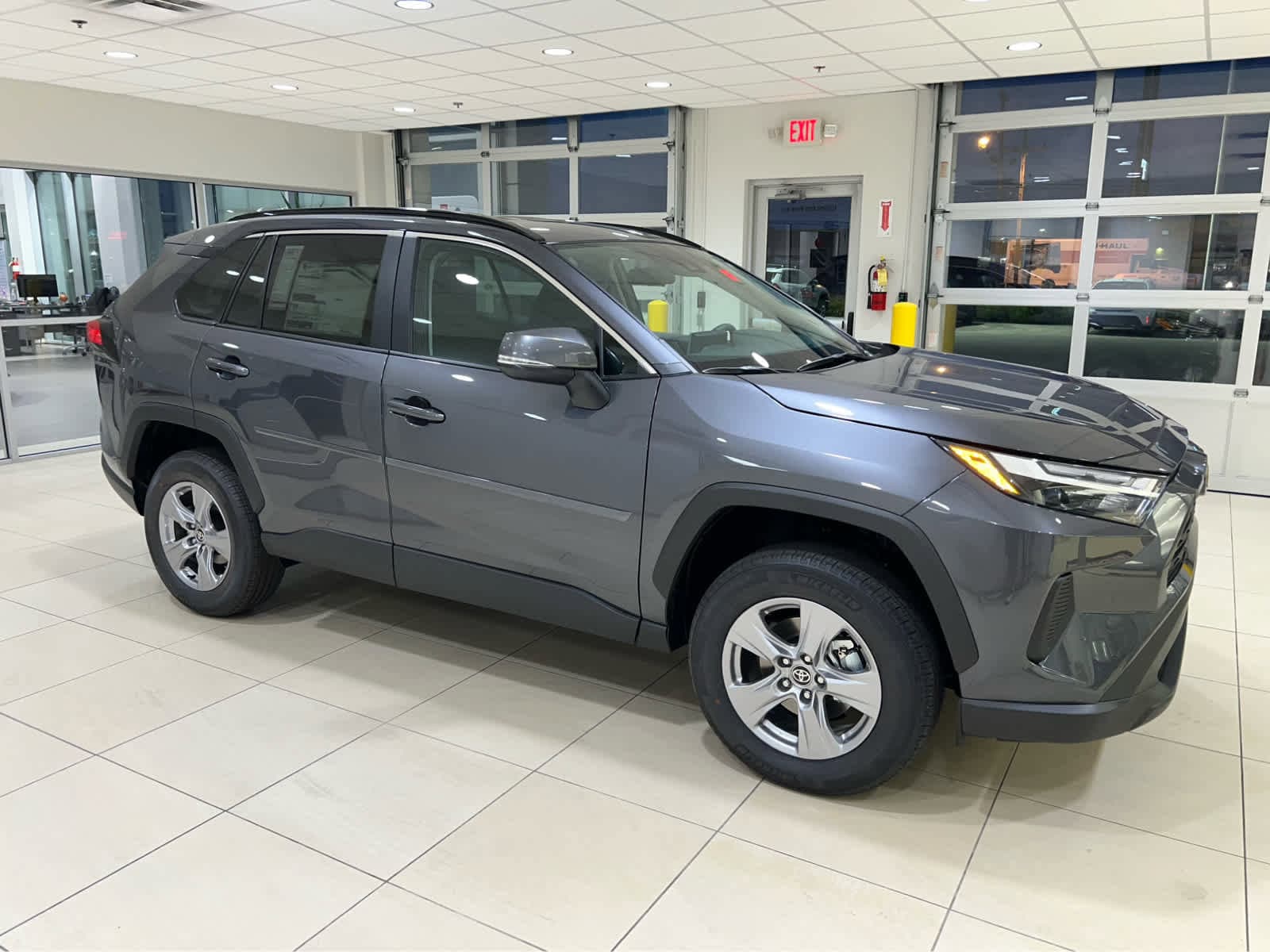 2025 Toyota RAV4 XLE AWD SUV 