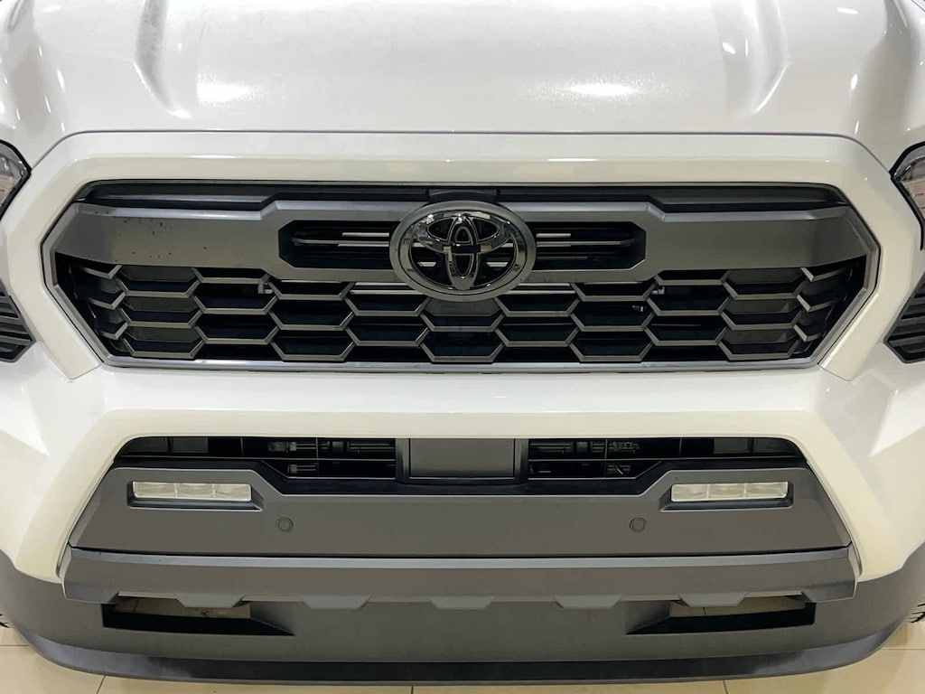 New 2026 Toyota Tacoma i-FORCE MAX TRD Off-Road 4X4 DOUBLE CAB HV