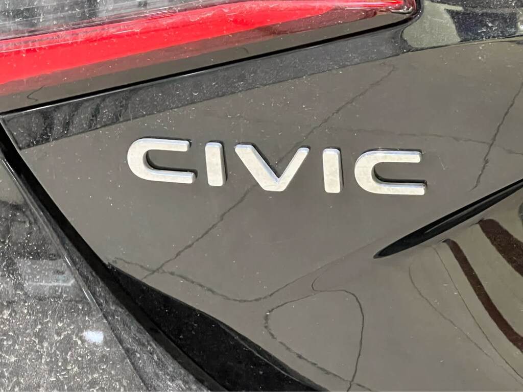 Used 2024 Honda Civic EX-L Hatchback